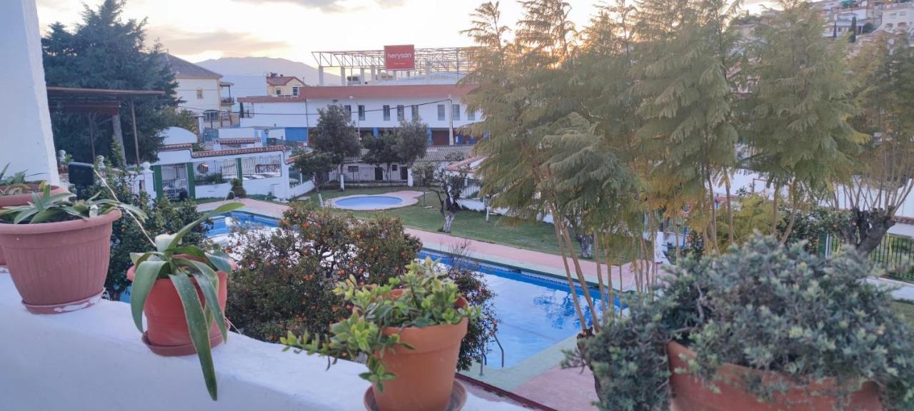 Apartamento Huerta Nueva Malaga Ngoại thất bức ảnh